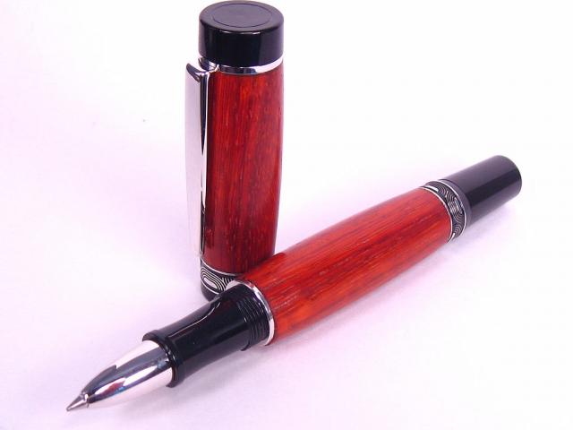 Padauk Rhodium Ligero Rollerball